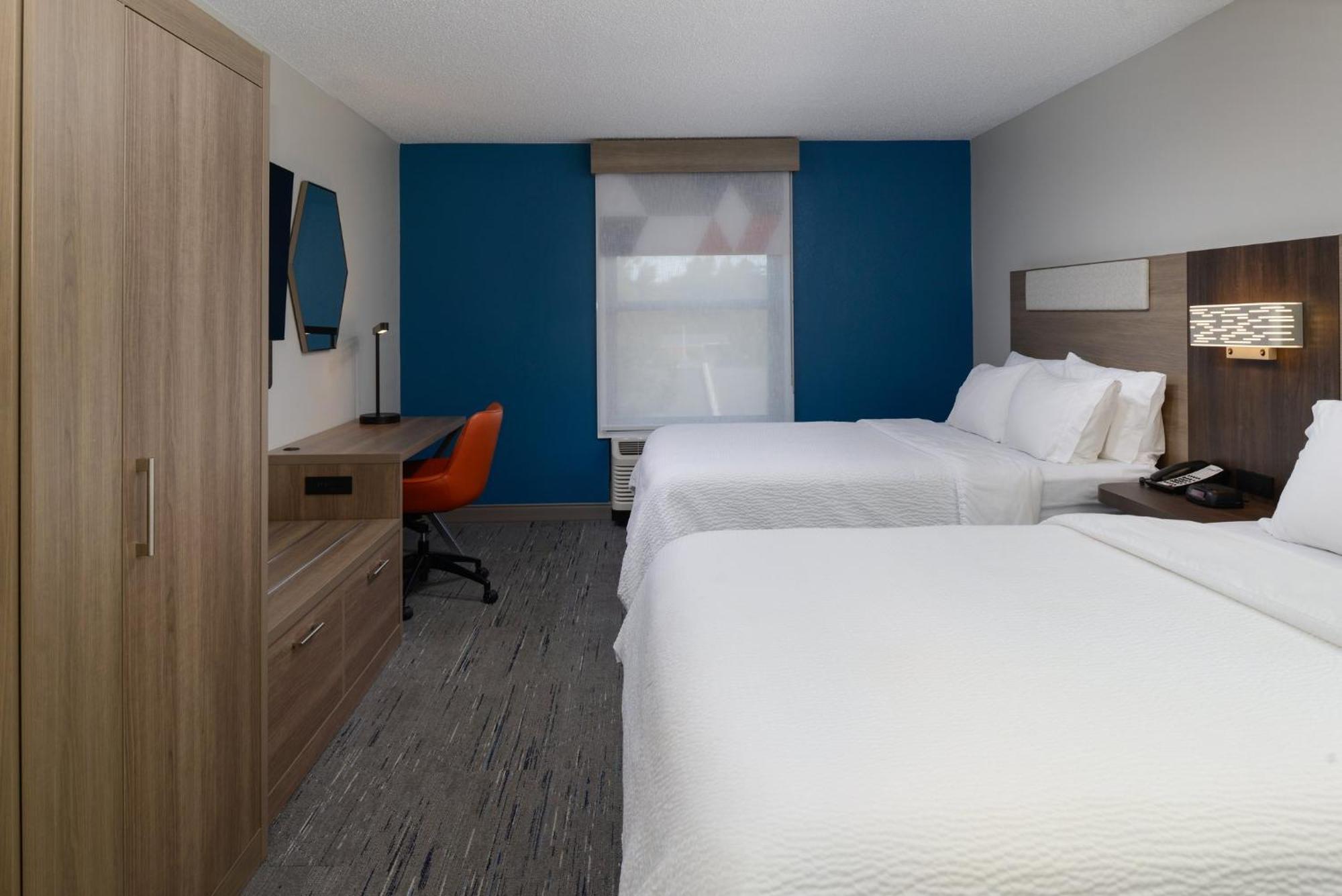 Holiday Inn Express Hotel And Suites Marysville By Ihg Exterior foto